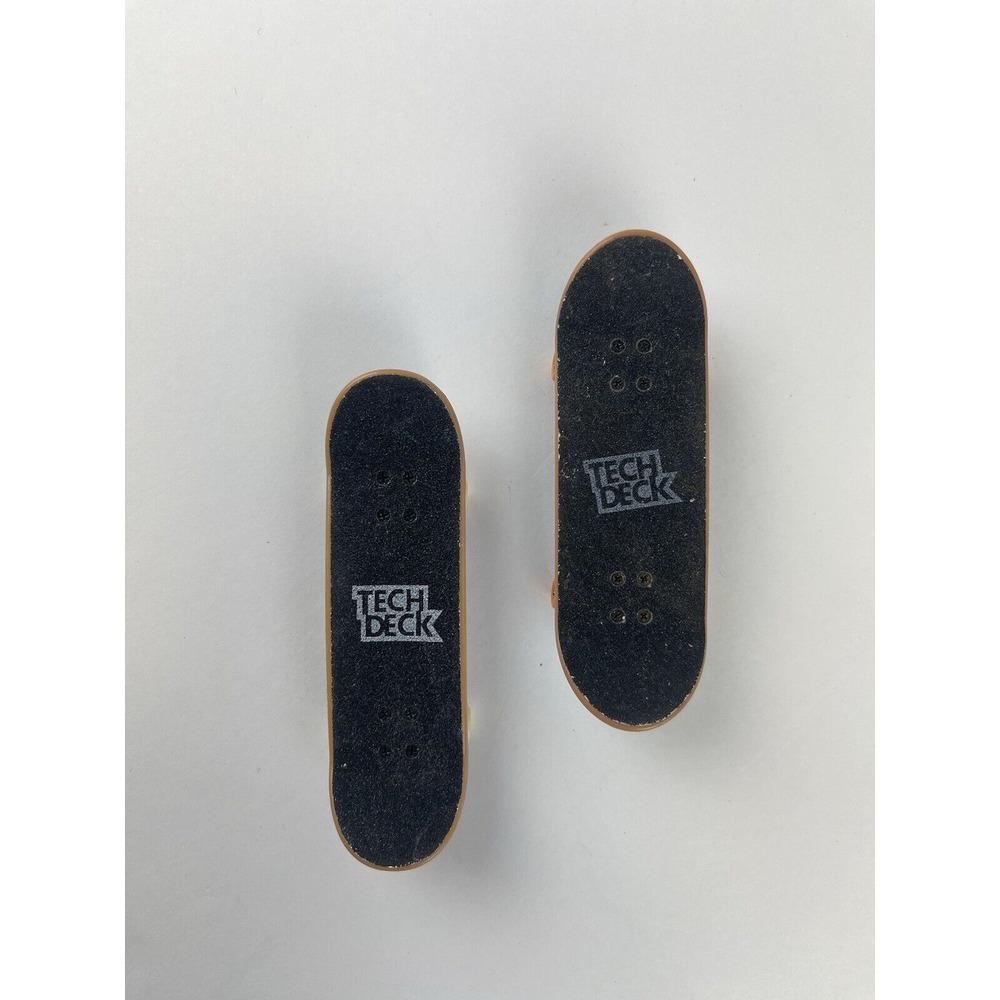 Set Of Two Tech Decks 1 Element‎ 1 Coach Funk | Fun Toys - Picture 3 of 6